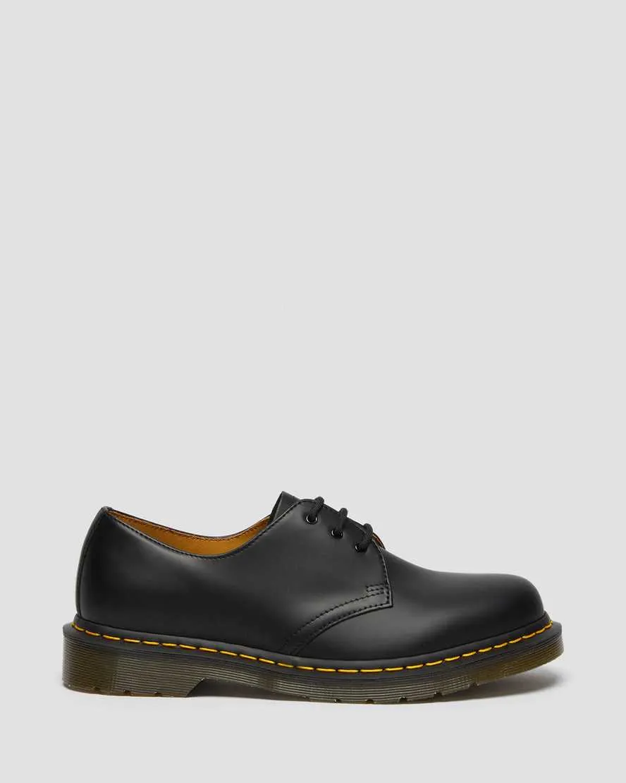 Dr. Martens UNISEX 1461 SMOOTH LEATHER SHOES