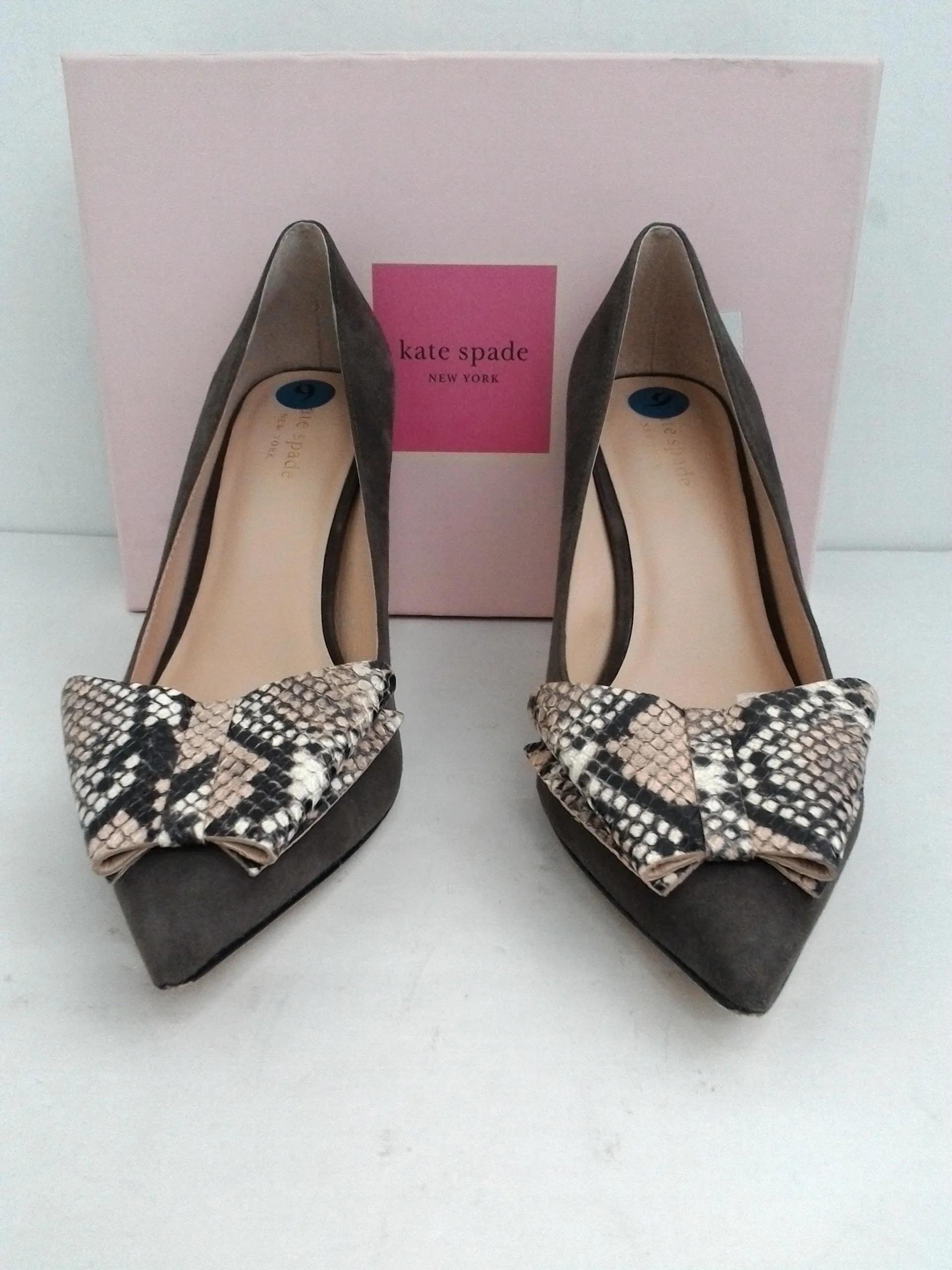 Kate Spade Women's Vanna Moka Suede Snake Print bow Size 9 M