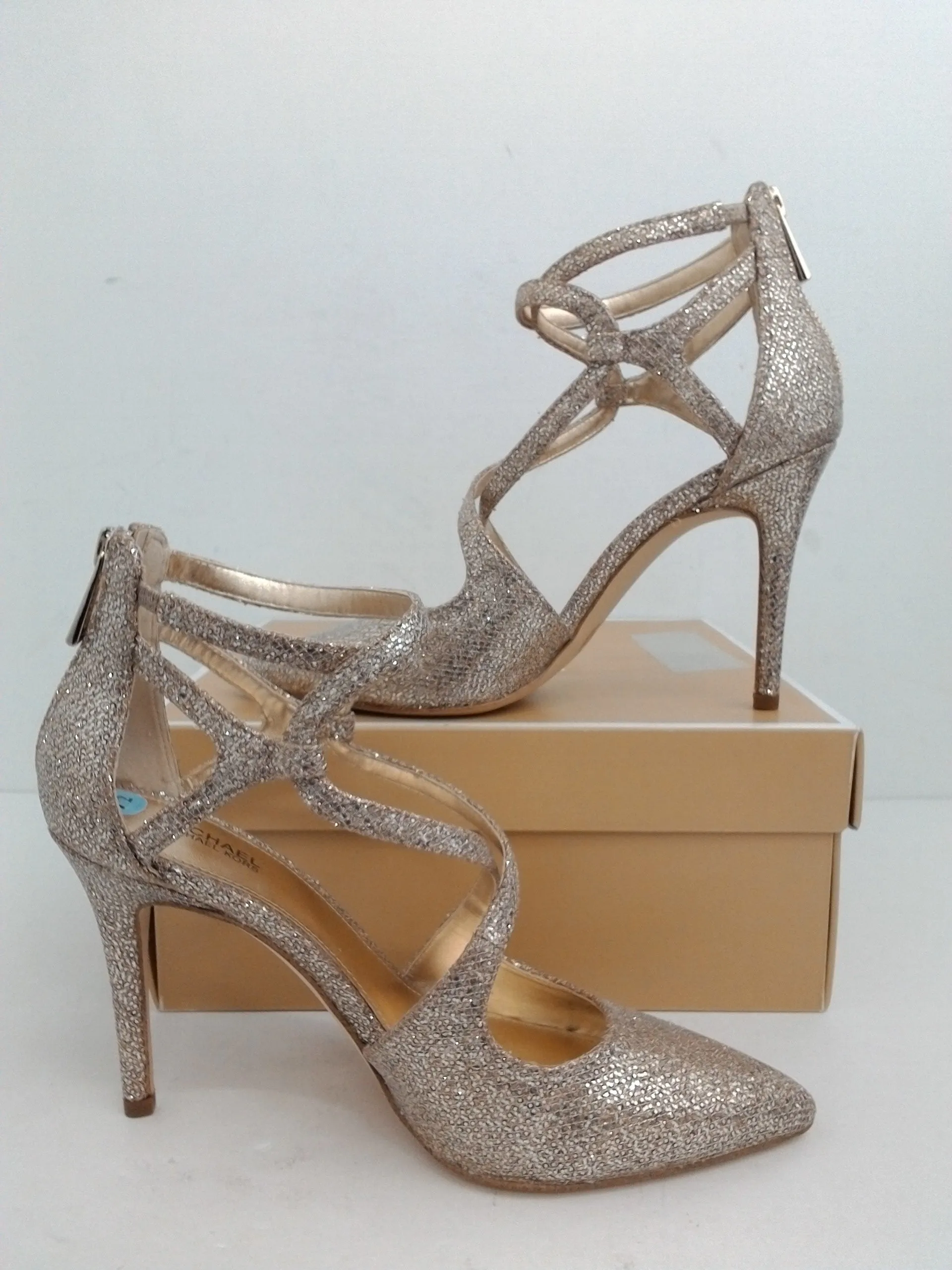 Michael Kors Women's Catia Pump Gold Glitter Silver Sand Size 7.5 M